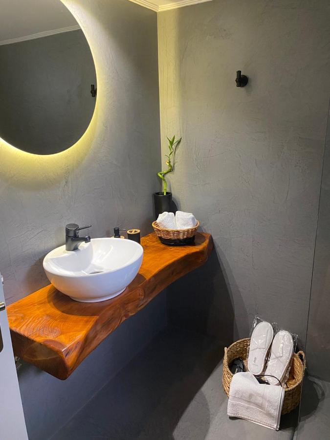 Suite With Garden Agia Marina  Exterior foto